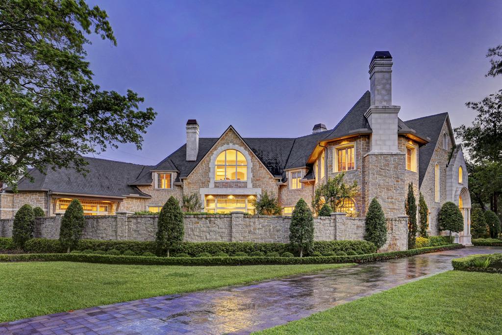 5609 Lynbrook Drive, Houston, TX 77056