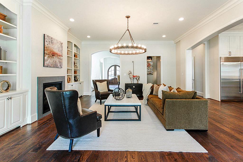 6114 Riverview Way, Houston, TX 77057