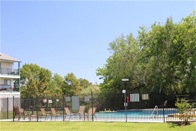 18617 Egret Bay Boulevard, Webster, TX 77058
