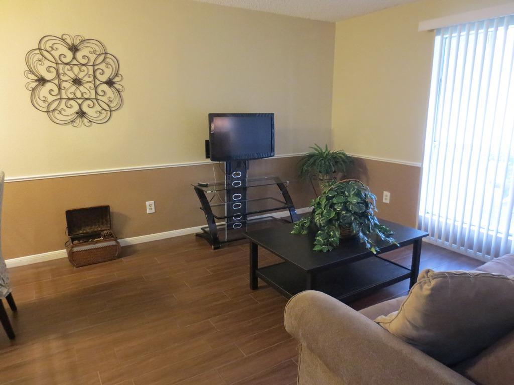 1516 Bay Area Boulevard, Houston, TX 77058