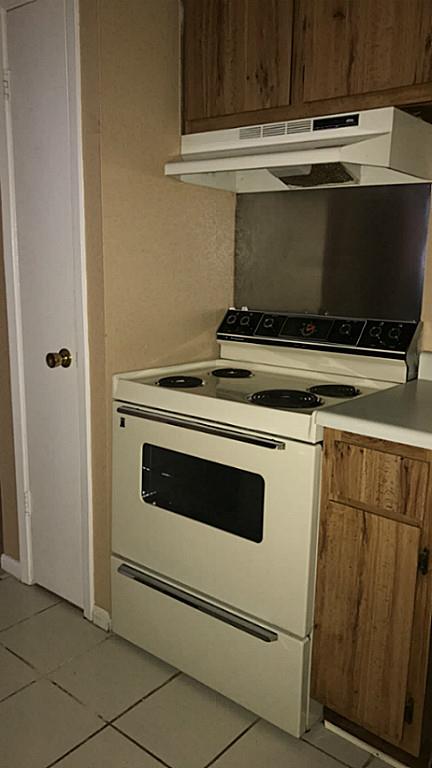 1516 Bay Area Boulevard, Houston, TX 77058
