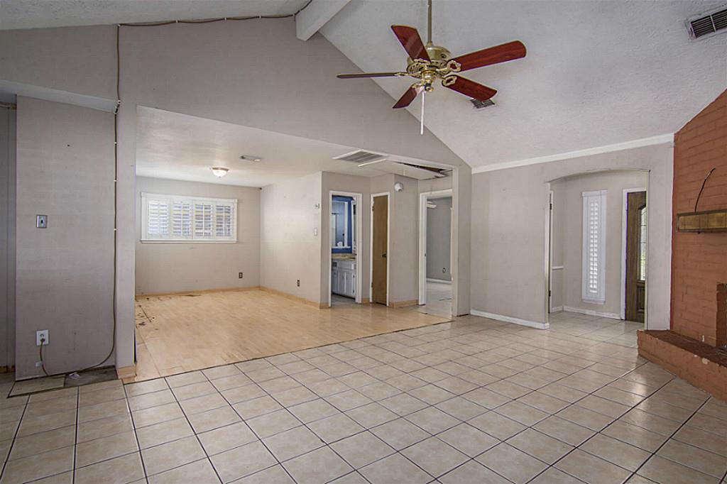 355 Sulky Trail Street, Houston, TX 77060