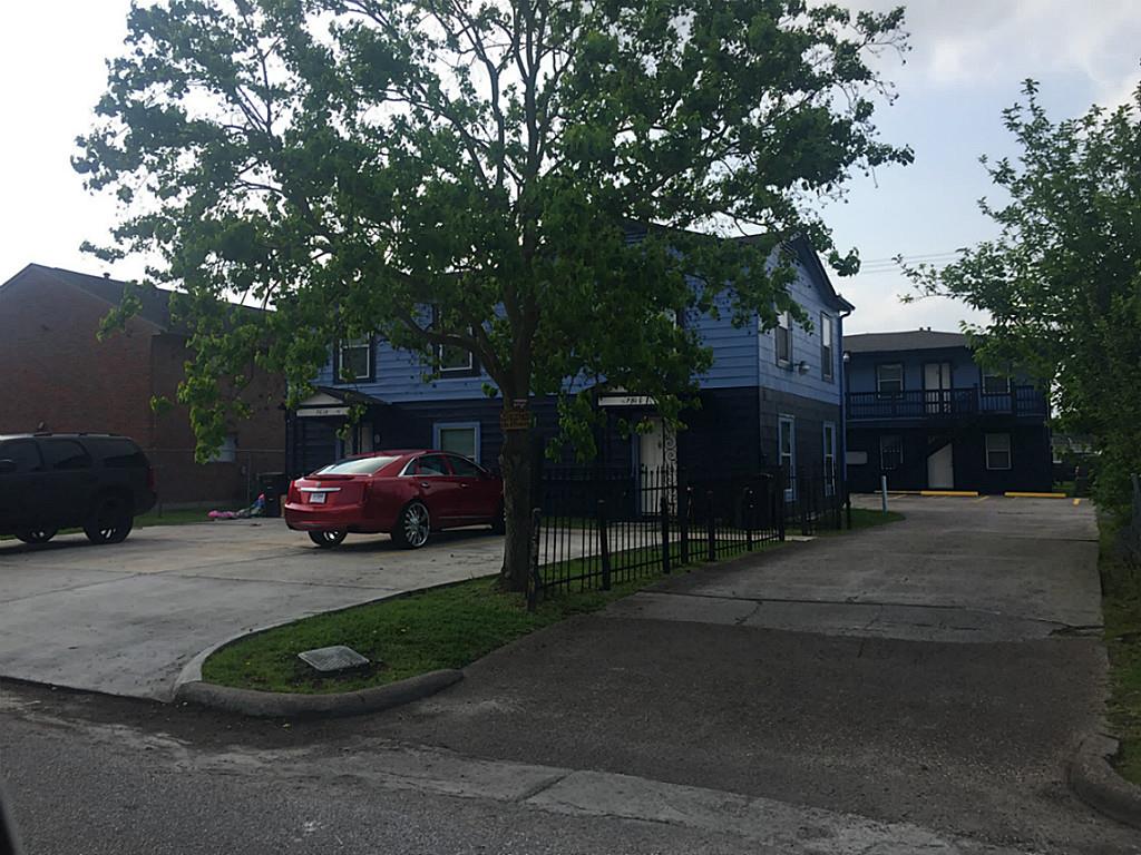 7614 Grahamcrest Drive, Houston, TX 77061