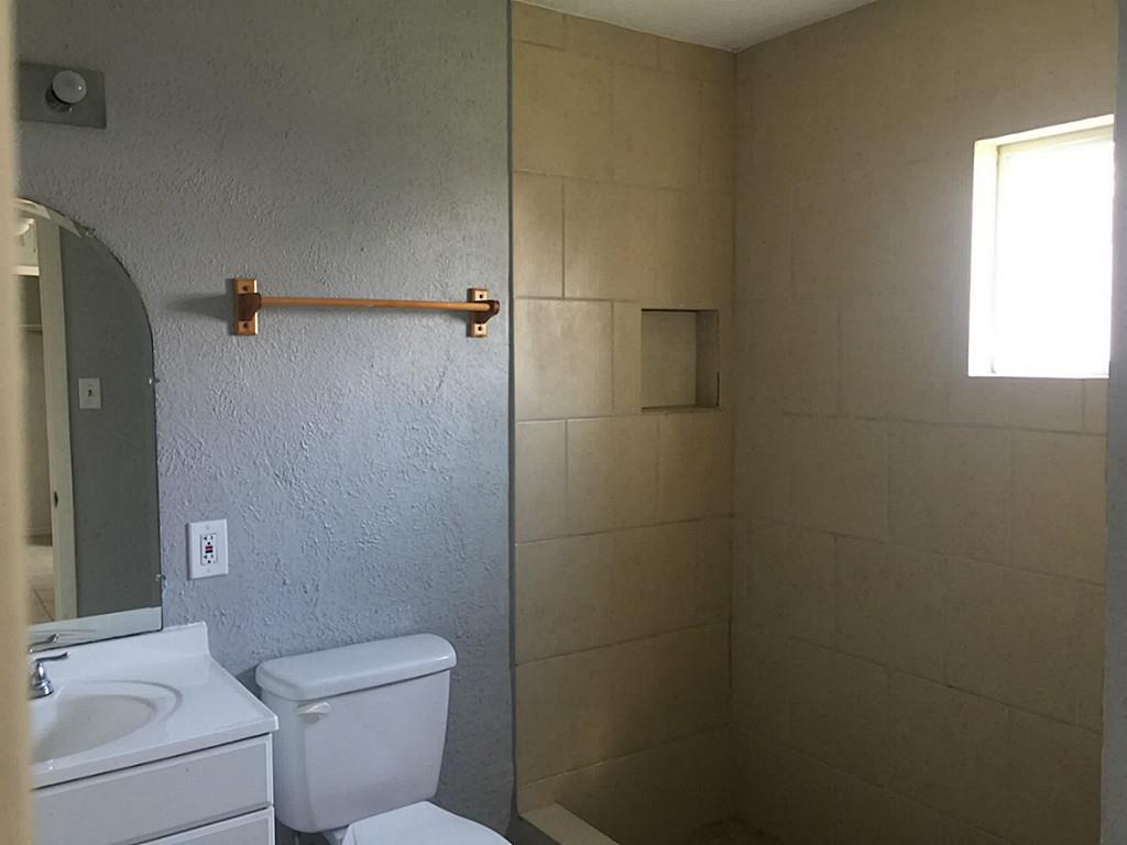 7614 Grahamcrest Drive, Houston, TX 77061