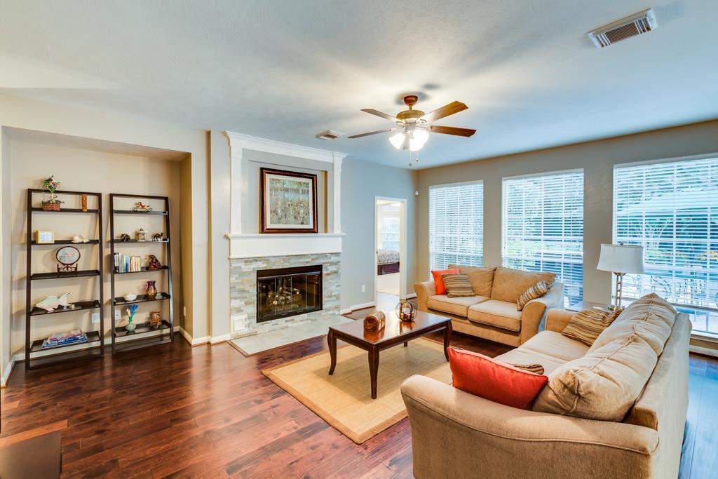 14010 Lakewood Crossing Boulevard, Houston, TX 77070