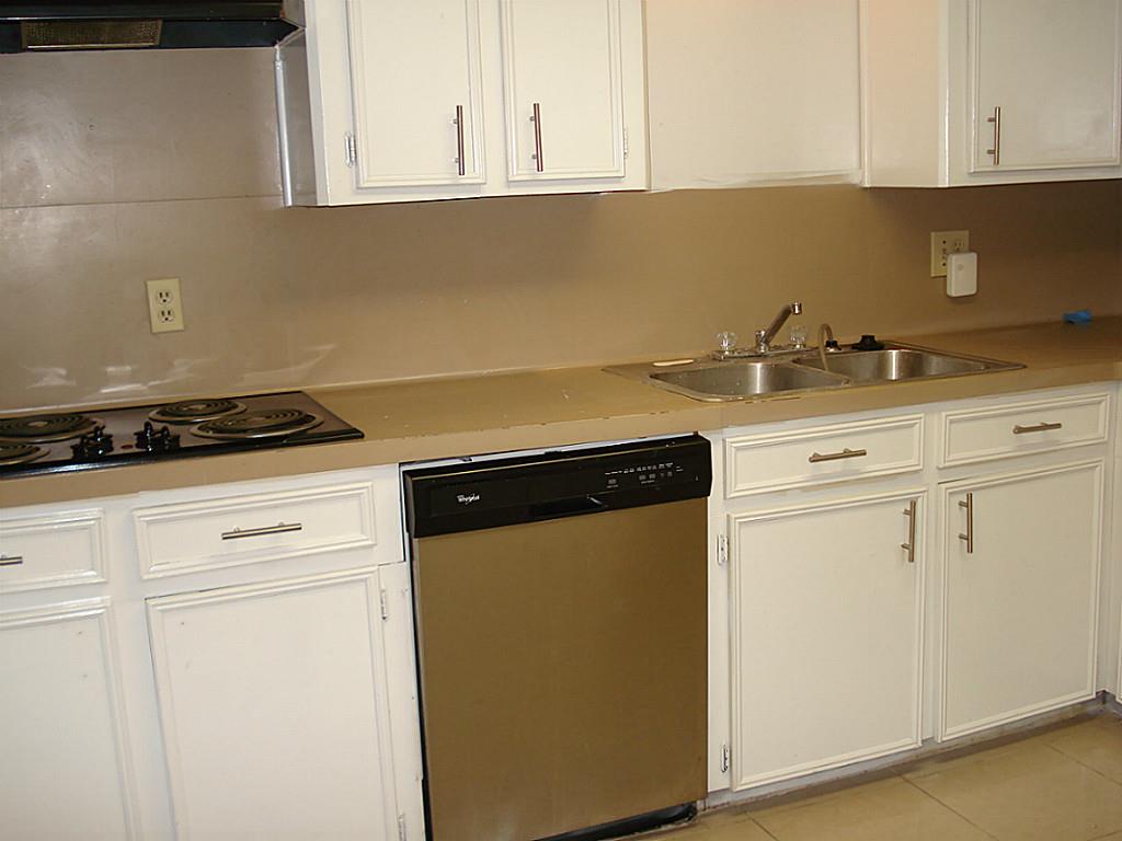 7901 Creekbend Drive, Houston, TX 77071
