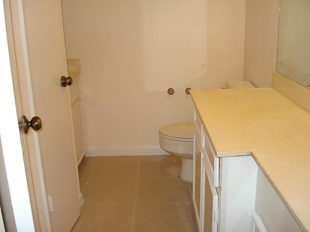 7901 Creekbend Drive, Houston, TX 77071