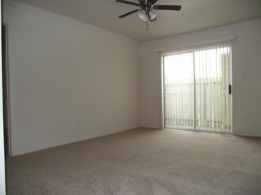 8100 Creekbend Drive, Houston, TX 77071
