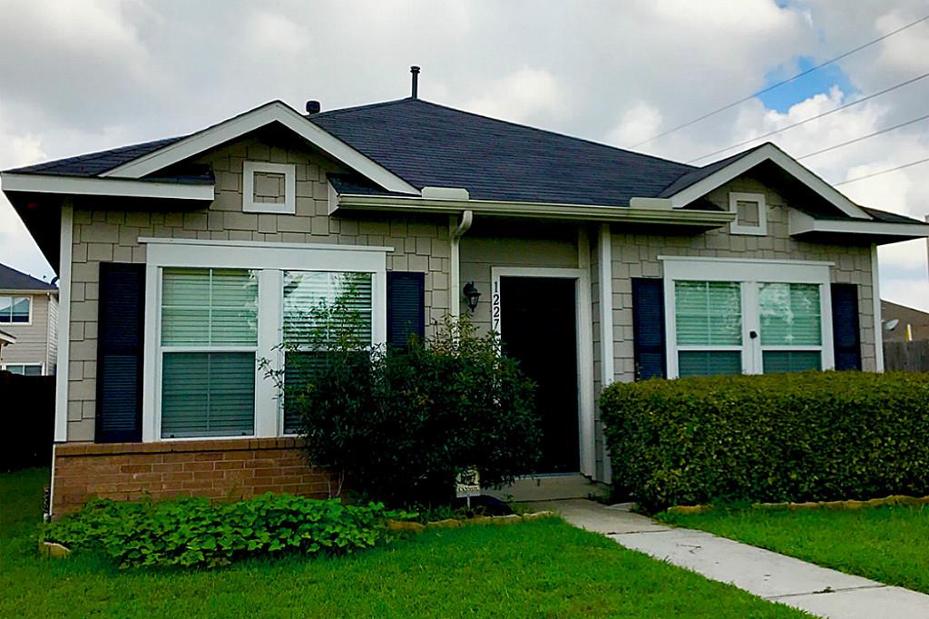 1227 Verde Trails Drive, Houston, TX 77073
