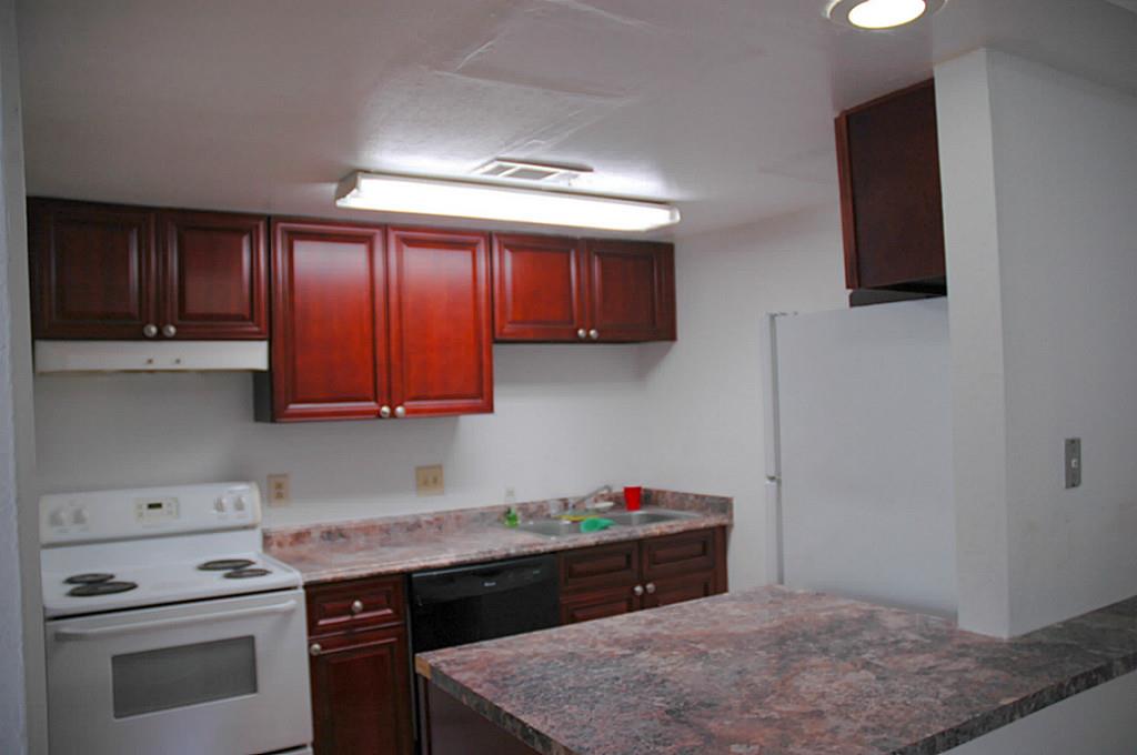 7047 Bissonnet Street, Houston, TX 77074