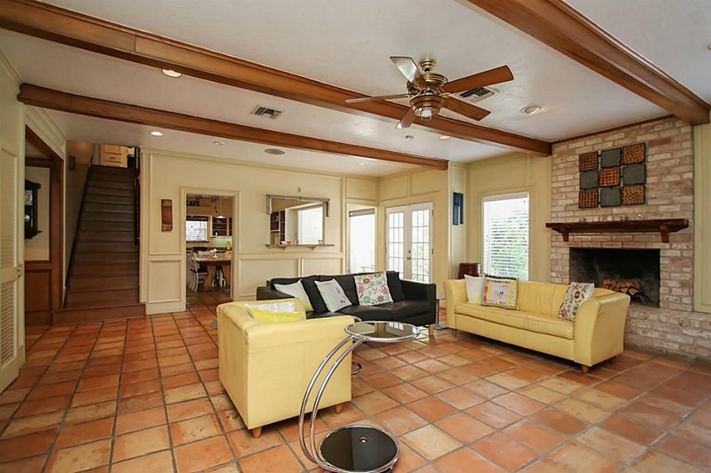 1315 Briar Bayou Drive, Houston, TX 77077