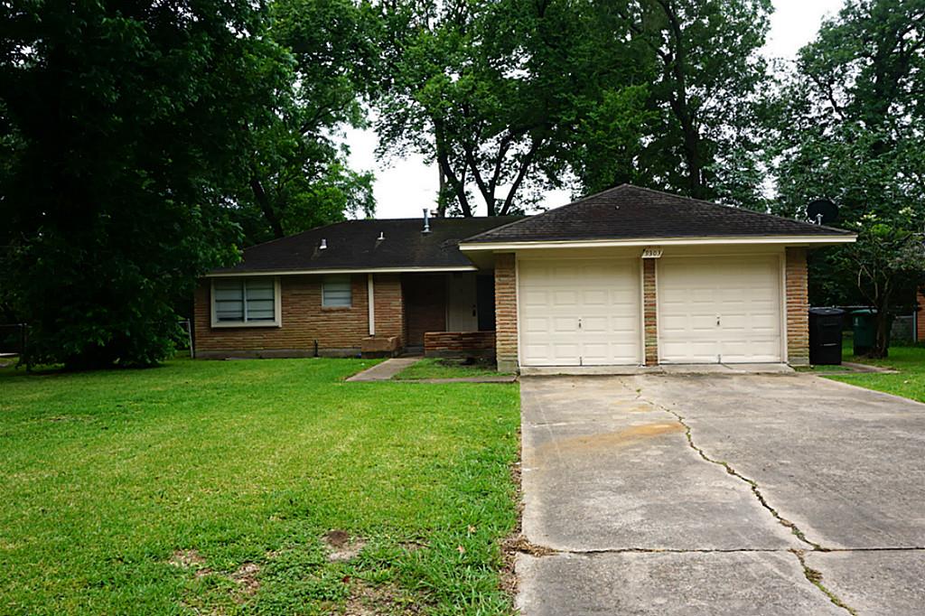 9303 Presa Street, Houston, TX 77078