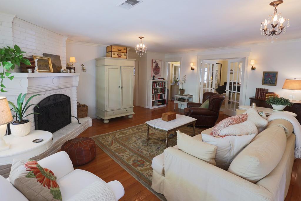 859 Myrtlea Lane, Houston, TX 77079