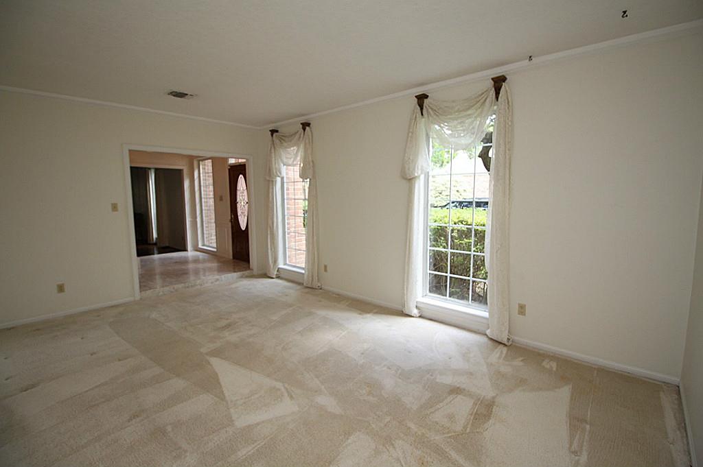 15807 Foxgate Road, Houston, TX 77079