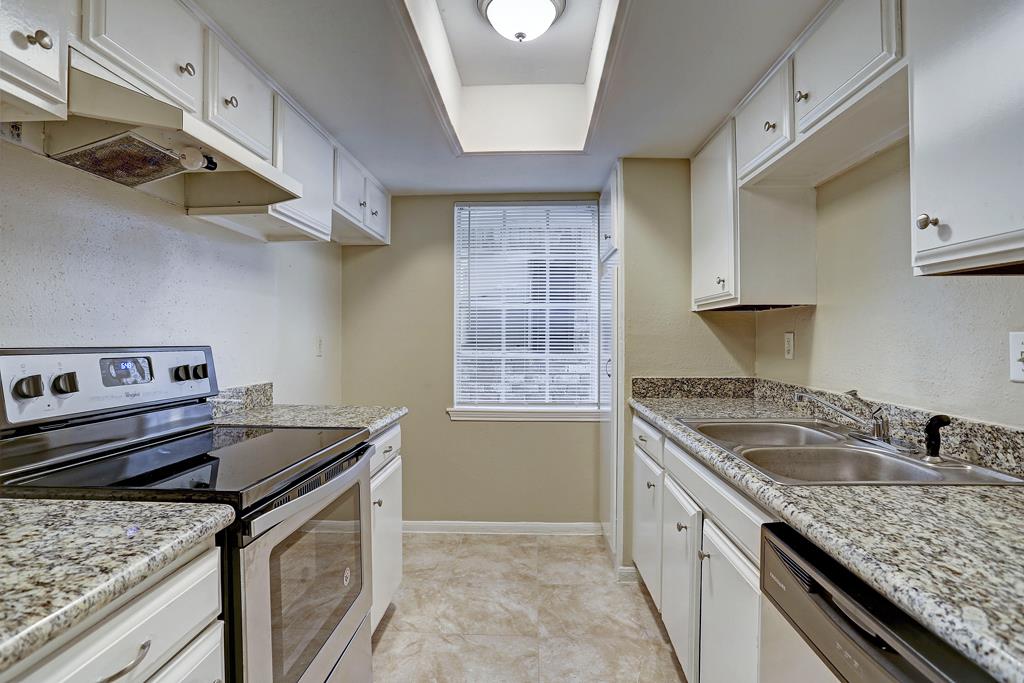 14333 Memorial Drive, Houston, TX 77079