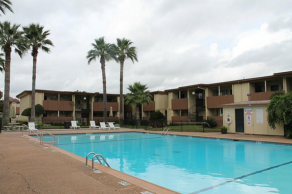 7714 Renwick Drive, Houston, TX 77081