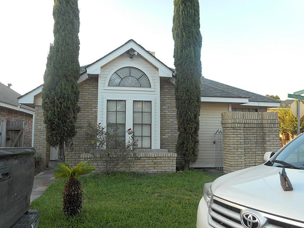 13818 Purplemartin Street, Houston, TX 77083