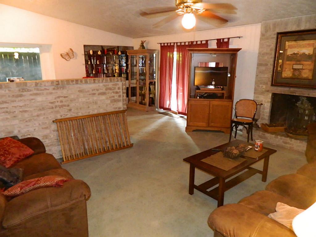 7518 Crisp Wood Lane, Houston, TX 77086