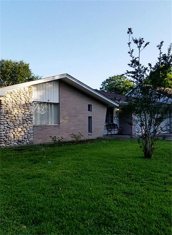 9742 Buena Park Drive, Houston, TX 77089