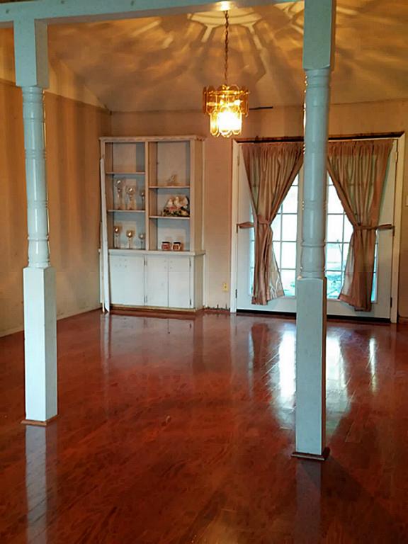 9742 Buena Park Drive, Houston, TX 77089