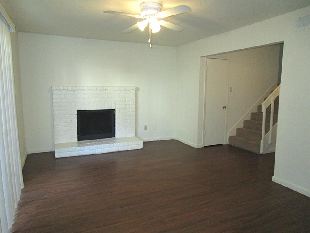 2200 Cypress Landing, Houston, TX 77090