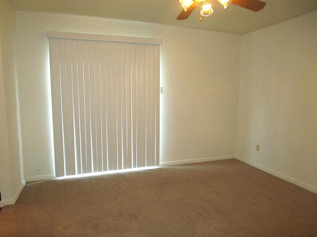 2200 Cypress Landing, Houston, TX 77090
