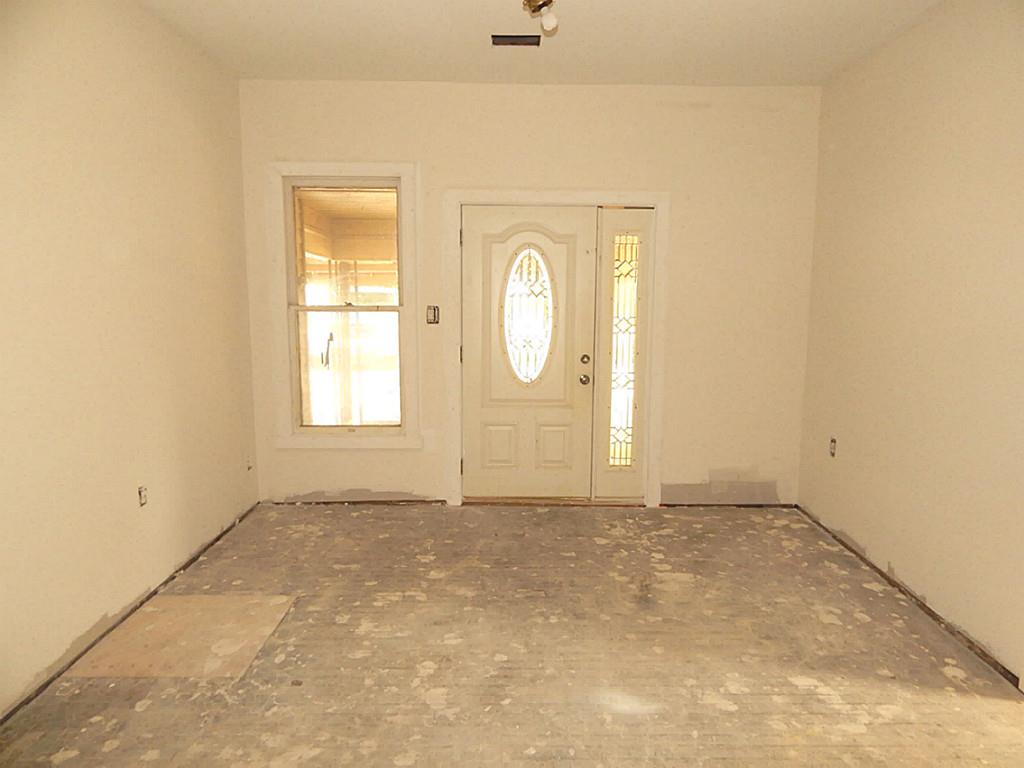 2315 Deutser Street, Houston, TX 77093