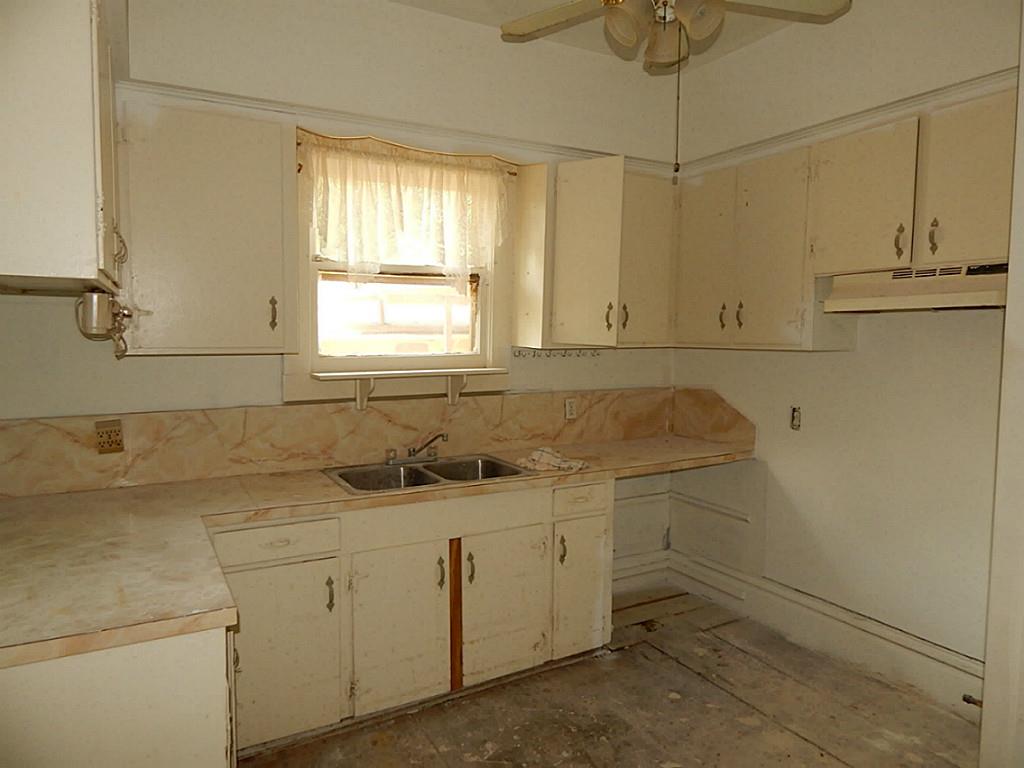 2315 Deutser Street, Houston, TX 77093