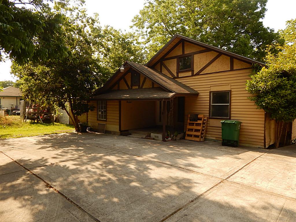 2315 Deutser Street, Houston, TX 77093