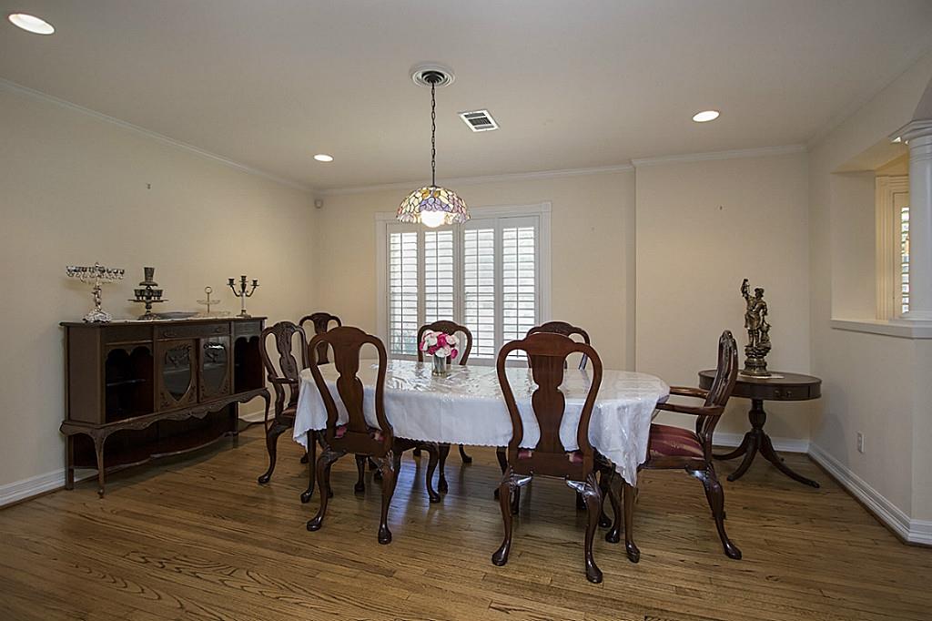 5019 Loch Lomond, Houston, TX 77096