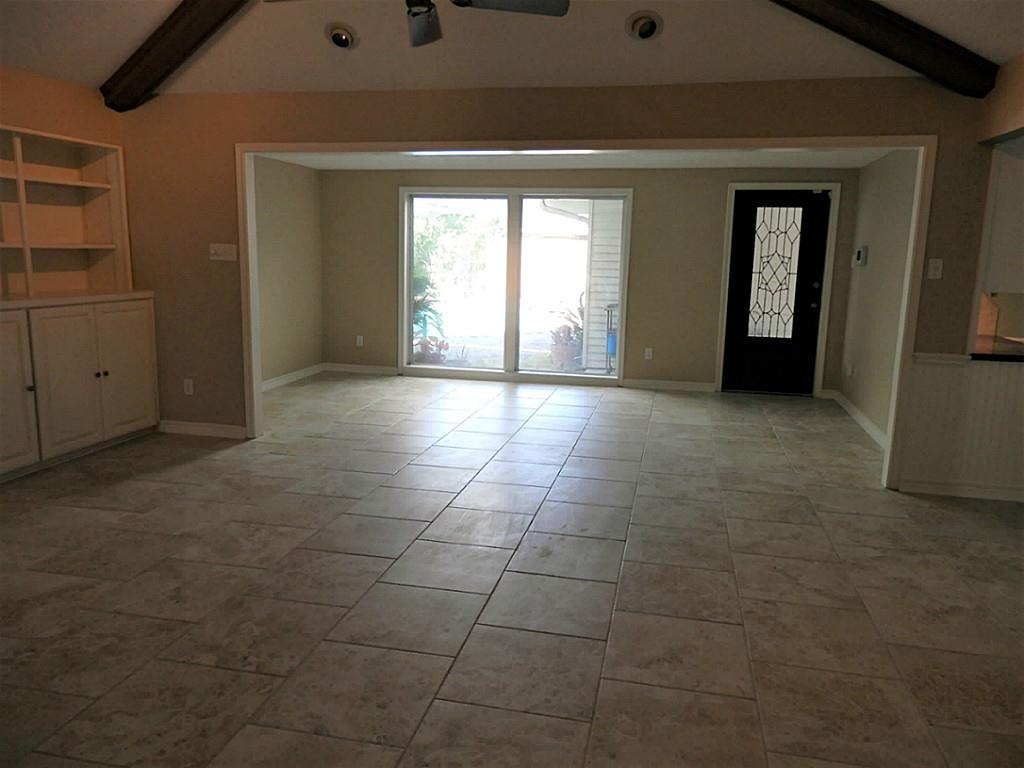 9715 Oasis Drive, Houston, TX 77096