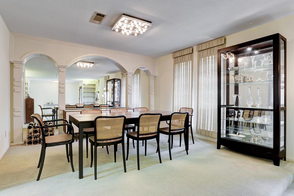 11002 Ashcroft, Houston, TX 77096