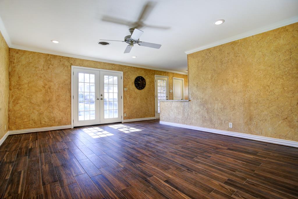 5011 Wigton, Houston, TX 77096