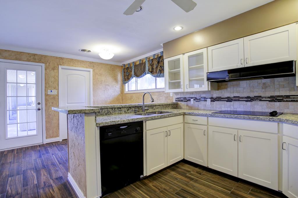 5011 Wigton, Houston, TX 77096