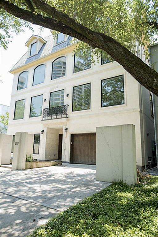2711 Colquitt Street, Houston, TX 77098