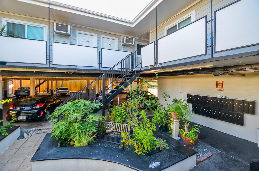 1840 Richmond, Houston, TX 77098