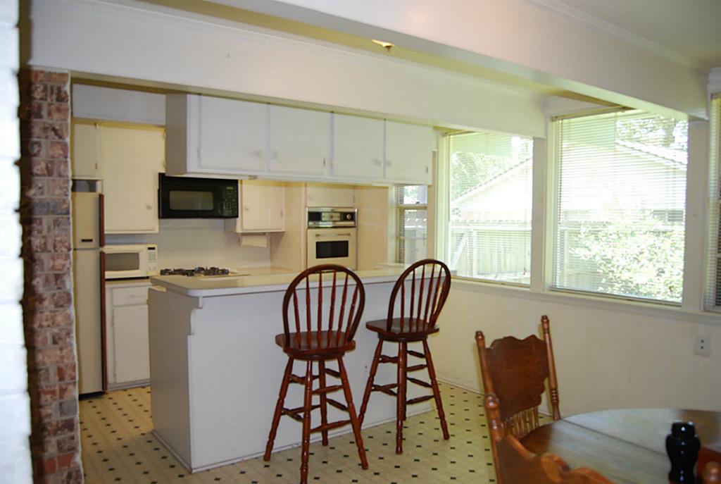 221 Lakeview, Conroe, TX 77301