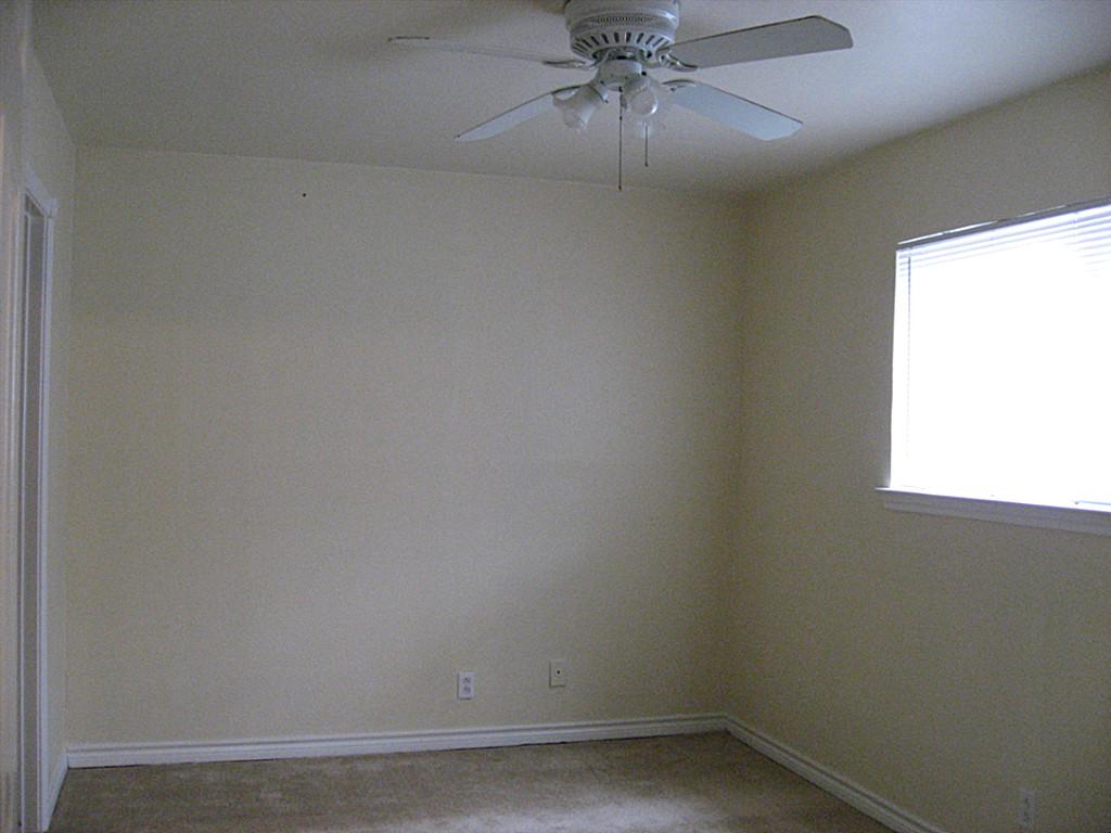 1308 Houston, Conroe, TX 77301