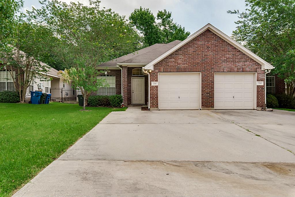214 Canterbury Drive, Conroe, TX 77303