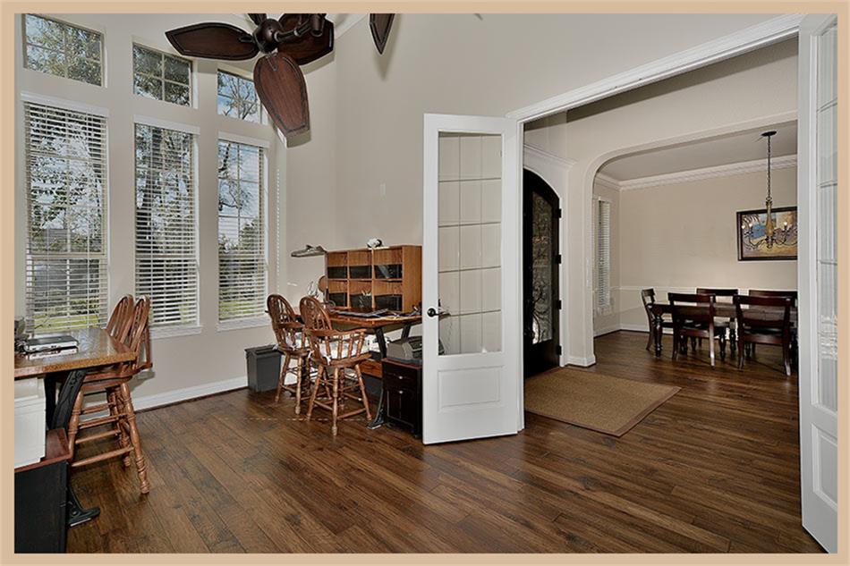 103 Grove Clover Lane, Montgomery, TX 77316