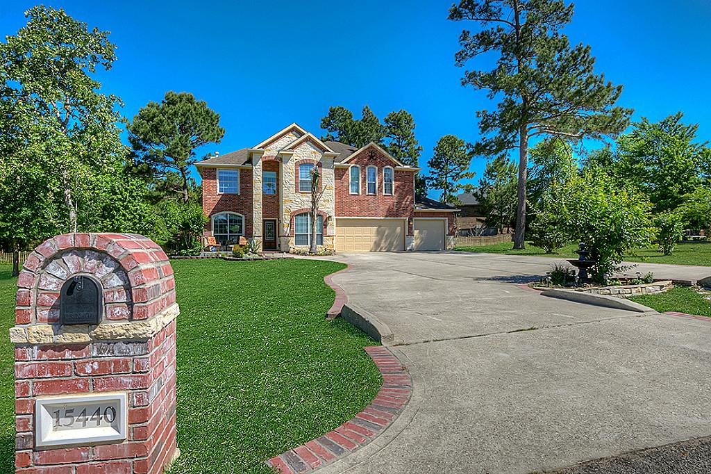 15440 Queen Elizabeth Court, Montgomery, TX 77316