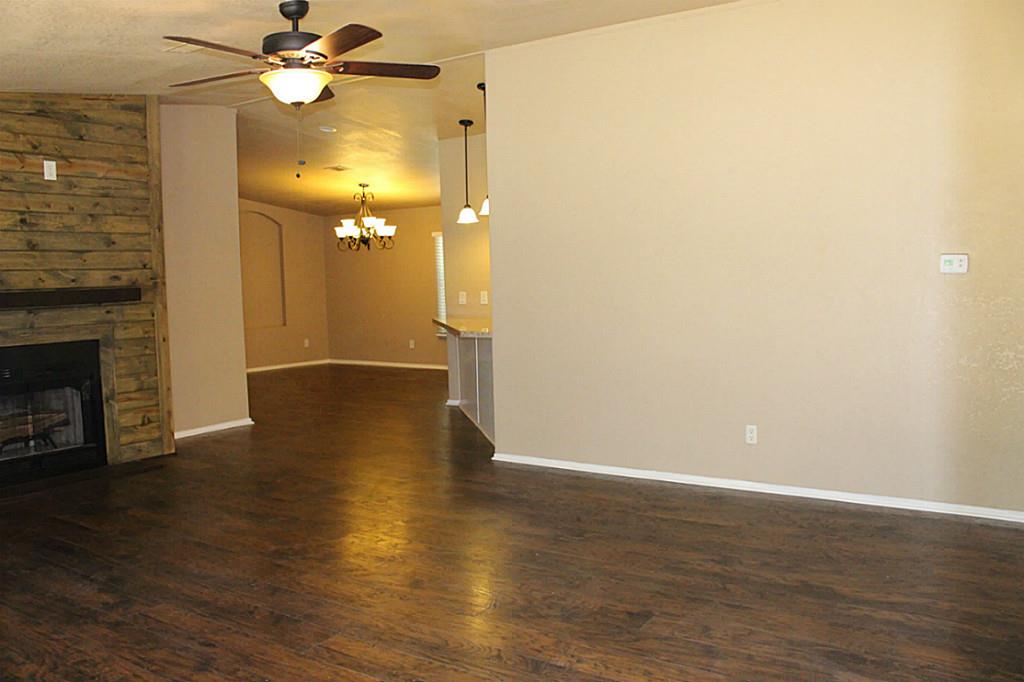 16614 E Lynbrook, Montgomery, TX 77316