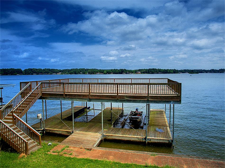 13876 Longwood Drive, Willis, TX 77318