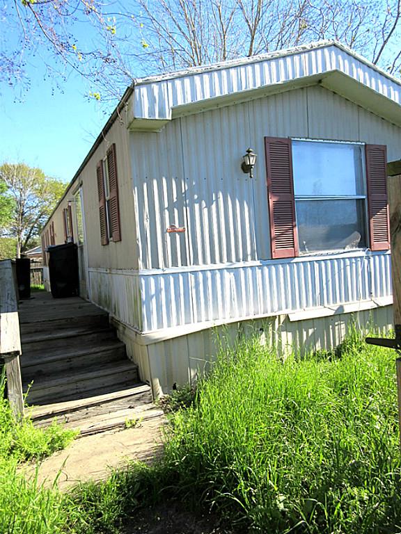 8830 Old Creek Street, Willis, TX 77318