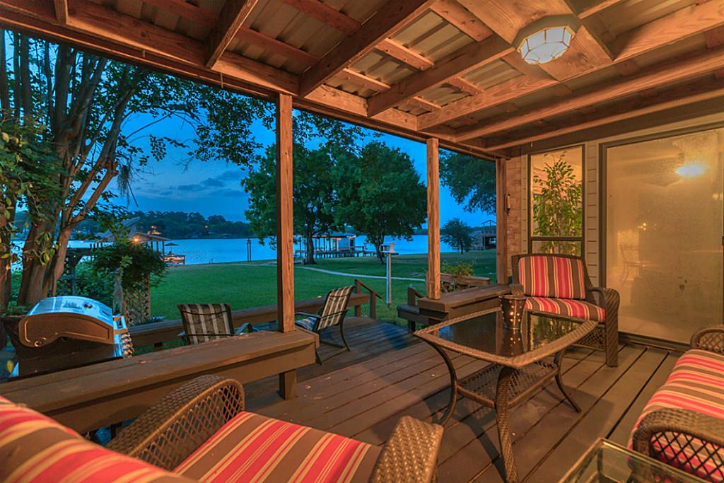 21 Point Loop, Huntsville, TX 77320
