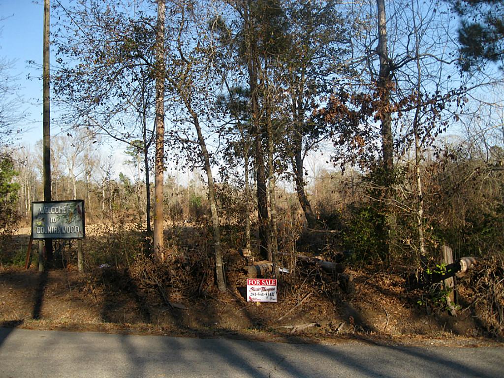 550 CR 3372, Cleveland, TX 77327