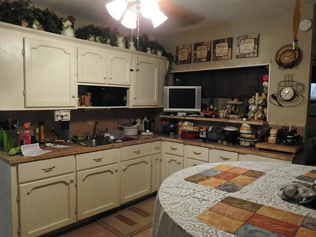 294 County Road 2600, Cleveland, TX 77327