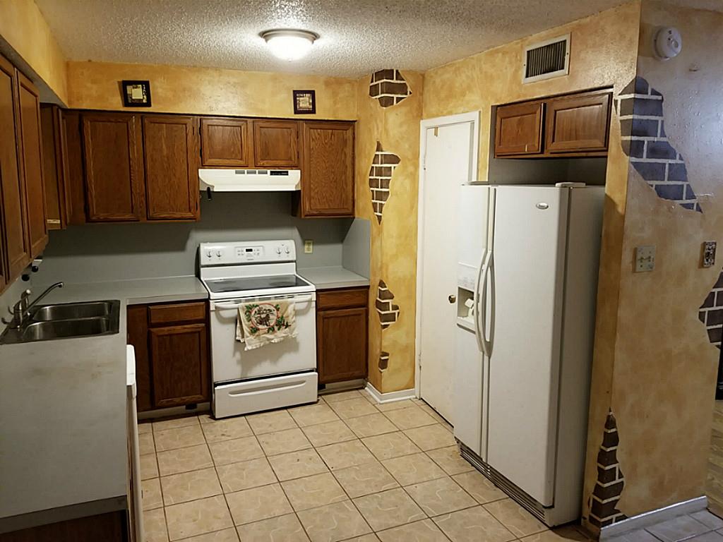 1403 E Hanson Street, Cleveland, TX 77327