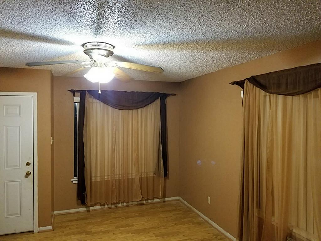 1403 E Hanson Street, Cleveland, TX 77327