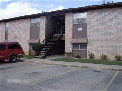 915 East Hanson, Cleveland, TX 77327